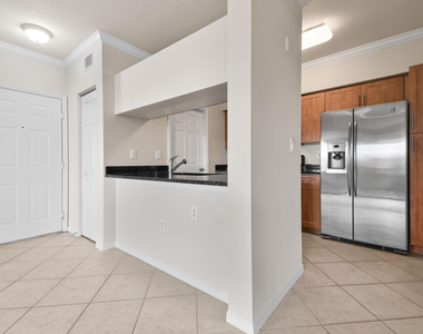 6556 Emerald Dunes Drive - Photo Thumbnail 6