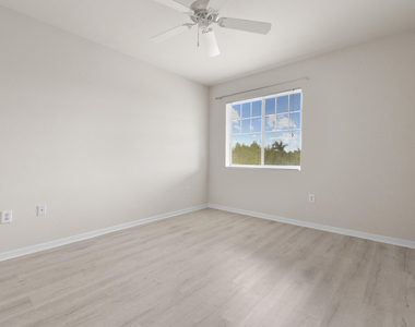 6556 Emerald Dunes Drive - Photo Thumbnail 10