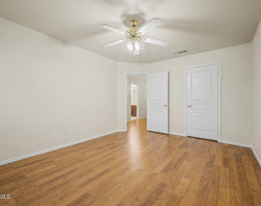 1722 E Samuel Drive - Photo Thumbnail 41