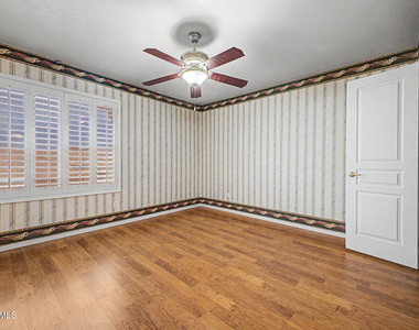 1722 E Samuel Drive - Photo Thumbnail 36