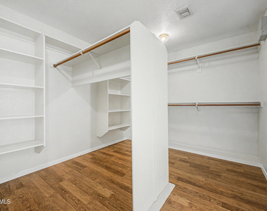1722 E Samuel Drive - Photo Thumbnail 29