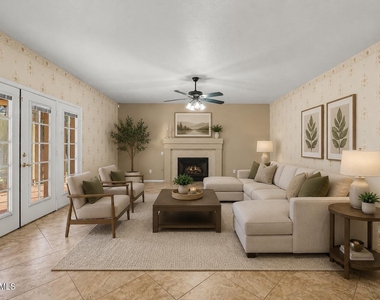 1722 E Samuel Drive - Photo Thumbnail 12