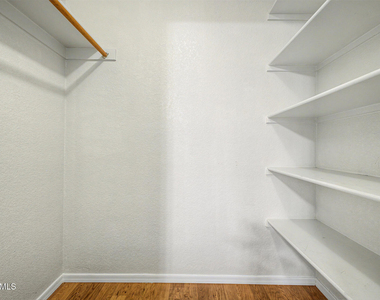 1722 E Samuel Drive - Photo Thumbnail 42