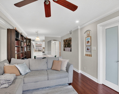 21895 Lake Forest Circle - Photo Thumbnail 10