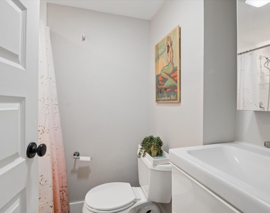 524 Orton Avenue - Photo Thumbnail 10