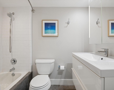 524 Orton Avenue - Photo Thumbnail 8
