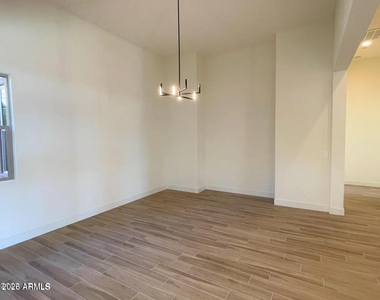 9273 W Country Club Trail - Photo Thumbnail 12