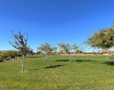 9273 W Country Club Trail - Photo Thumbnail 34
