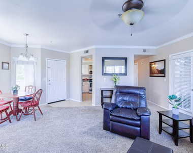 1825 W Ray Road - Photo Thumbnail 14