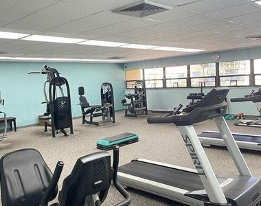 5750 Nw 64th Avenue - Photo Thumbnail 10