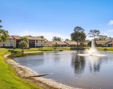 618 Sea Pine Way - Photo Thumbnail 28
