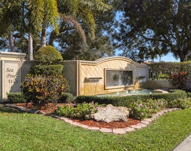 618 Sea Pine Way - Photo Thumbnail 39