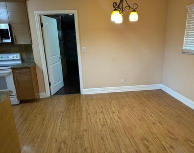 732 Se 11th Avenue - Photo Thumbnail 7