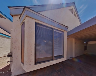 2206 W Monona Drive - Photo Thumbnail 16