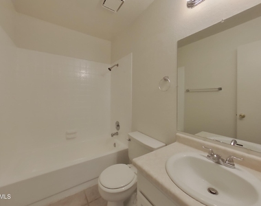 2206 W Monona Drive - Photo Thumbnail 14