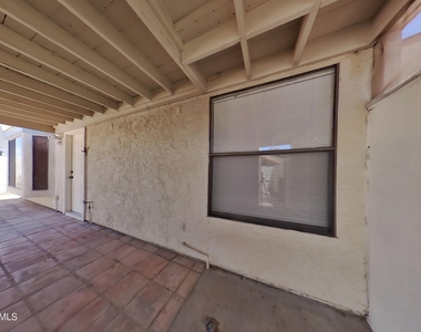 2206 W Monona Drive - Photo Thumbnail 15