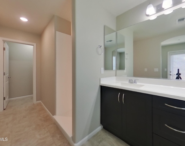 12586 W Mazatzal Drive - Photo Thumbnail 10