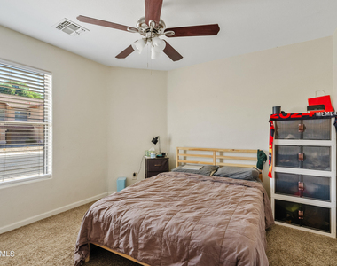 10901 W Lewis Avenue - Photo Thumbnail 9