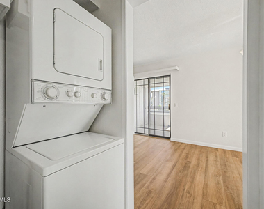 5227 N 24th Street - Photo Thumbnail 11