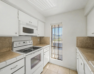 5227 N 24th Street - Photo Thumbnail 16