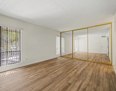 5227 N 24th Street - Photo Thumbnail 17