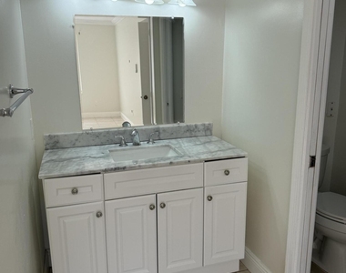 5520 Nw 61st Street - Photo Thumbnail 9