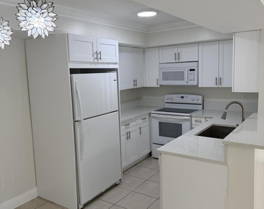 5520 Nw 61st Street - Photo Thumbnail 1