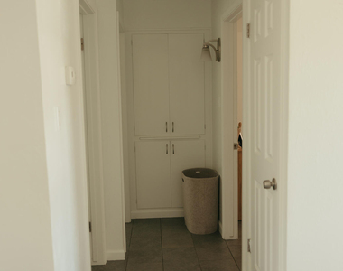 4007 E Heatherbrae Drive - Photo Thumbnail 4