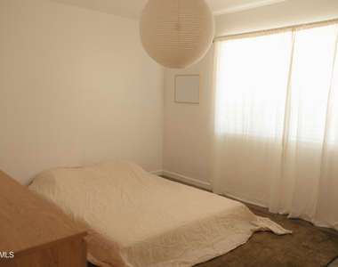 4007 E Heatherbrae Drive - Photo Thumbnail 8