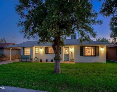 4007 E Heatherbrae Drive - Photo Thumbnail 15