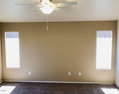 2791 E Terrace Avenue - Photo Thumbnail 13