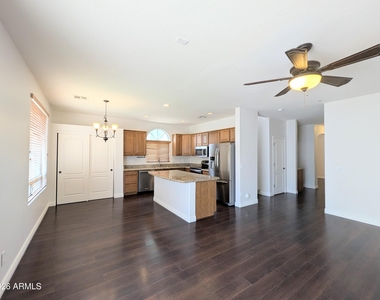 3668 E Moreno Street - Photo Thumbnail 6