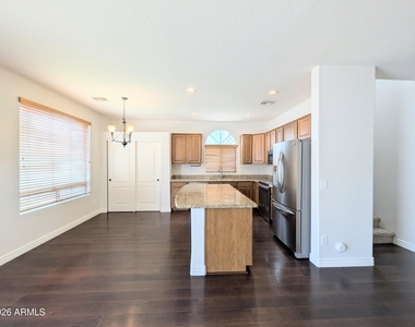 3668 E Moreno Street - Photo Thumbnail 7