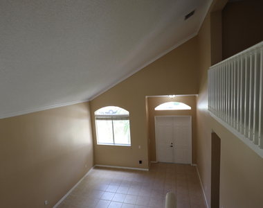 2202 Se 17th Avenue - Photo Thumbnail 25