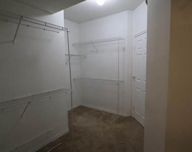 2202 Se 17th Avenue - Photo Thumbnail 15