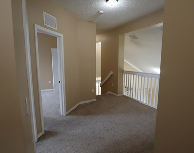 2202 Se 17th Avenue - Photo Thumbnail 24