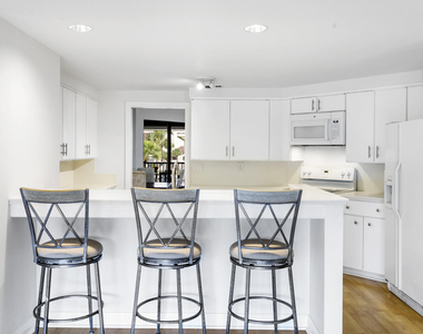 1100 W Marine Way W - Photo Thumbnail 6
