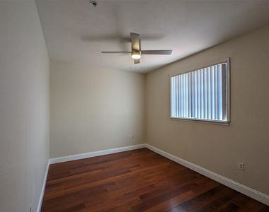 6966 W Sample Road - Photo Thumbnail 14