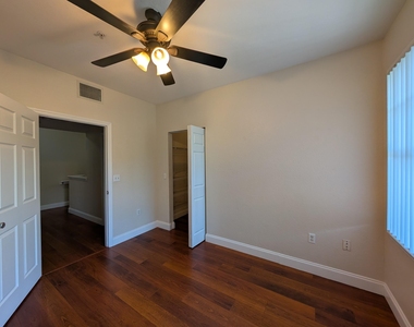 6966 W Sample Road - Photo Thumbnail 12