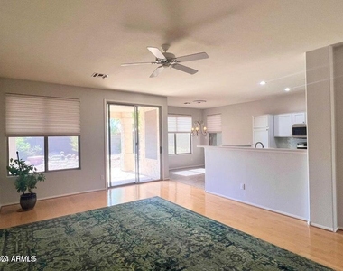 2821 E Tyson Street - Photo Thumbnail 4