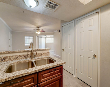 1720 E Thunderbird Road - Photo Thumbnail 9