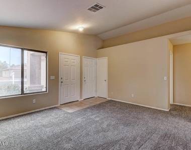 14916 W Acapulco Lane - Photo Thumbnail 7