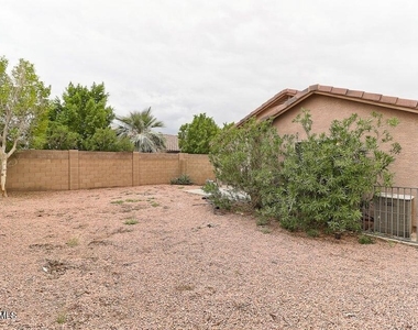 14916 W Acapulco Lane - Photo Thumbnail 4