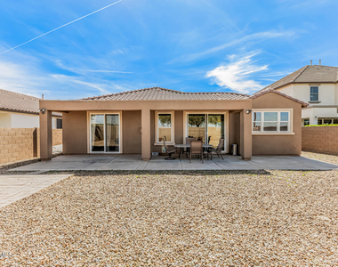 2288 E Wisteria Drive - Photo Thumbnail 34