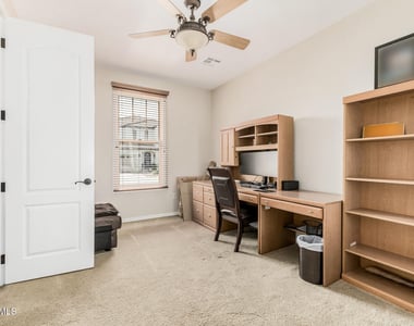 2288 E Wisteria Drive - Photo Thumbnail 20