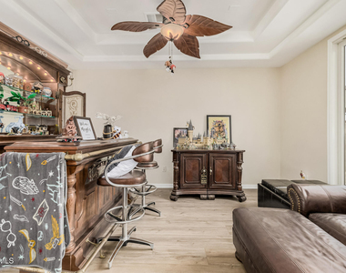 2288 E Wisteria Drive - Photo Thumbnail 28