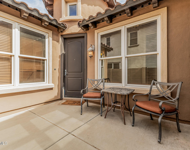 2288 E Wisteria Drive - Photo Thumbnail 3