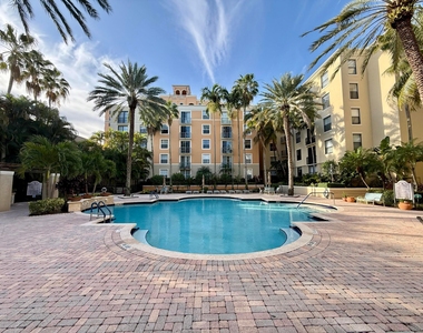 780 S Sapodilla Avenue - Photo Thumbnail 15