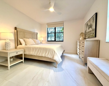 780 S Sapodilla Avenue - Photo Thumbnail 12