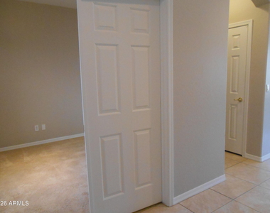 3077 E Blue Ridge Place - Photo Thumbnail 6